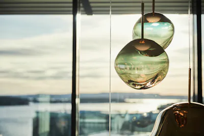 Hvilken informasjon krever banken for å behandle en låneforespørsel for driftsfinansiering
